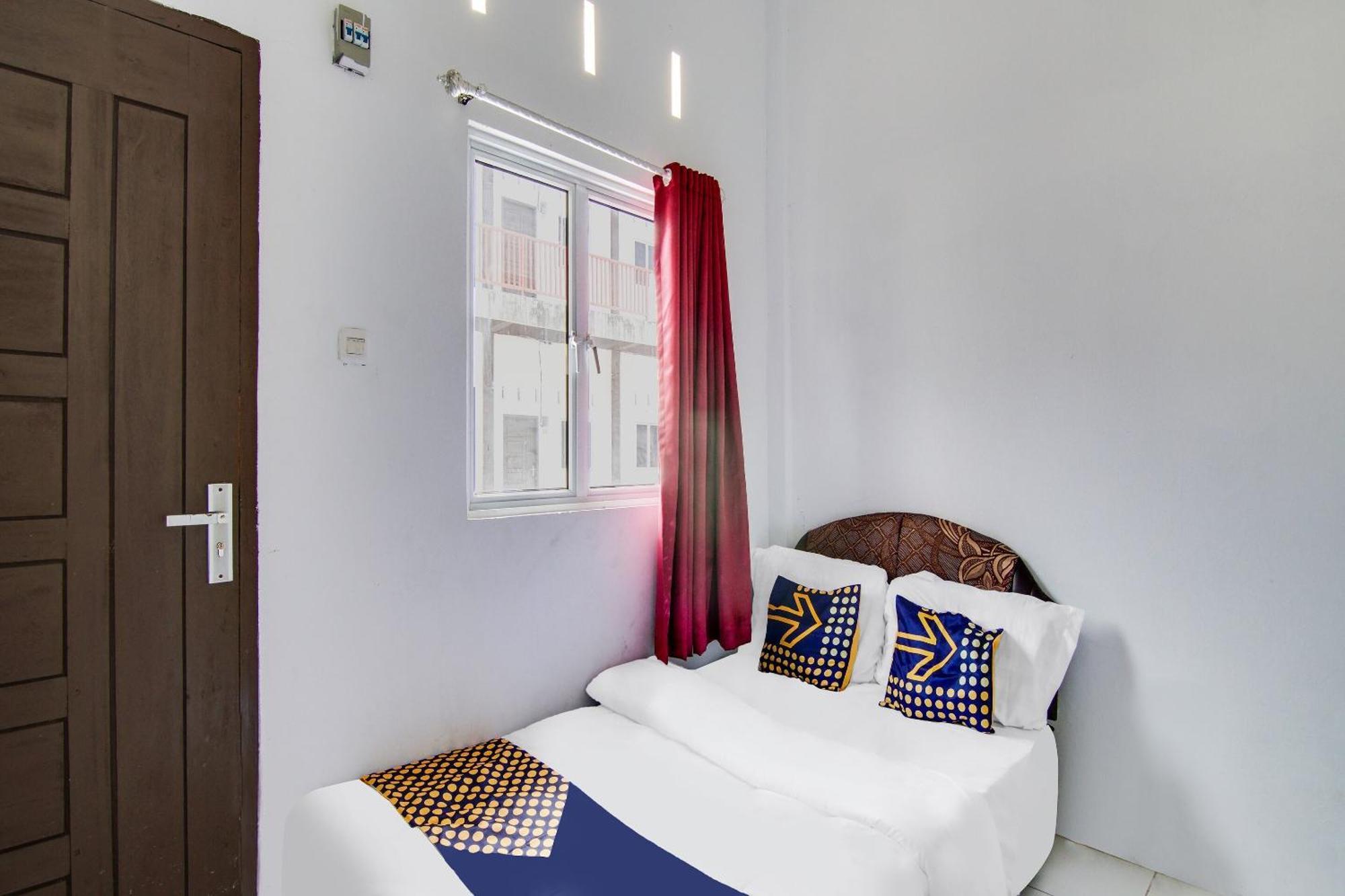 Spot On 91858 Raja Homestay Syariah 페칸바루 외부 사진